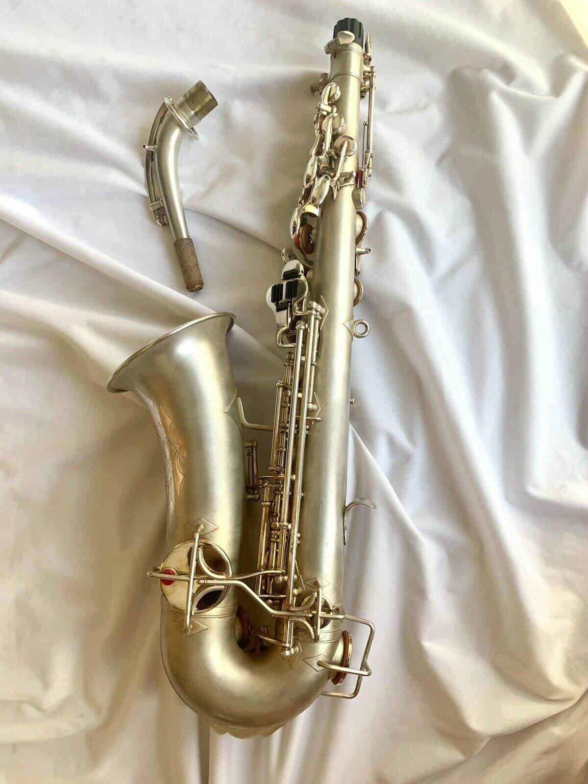 Buescher Aristocrat Alto Saxophone Review Worth It? [2023]